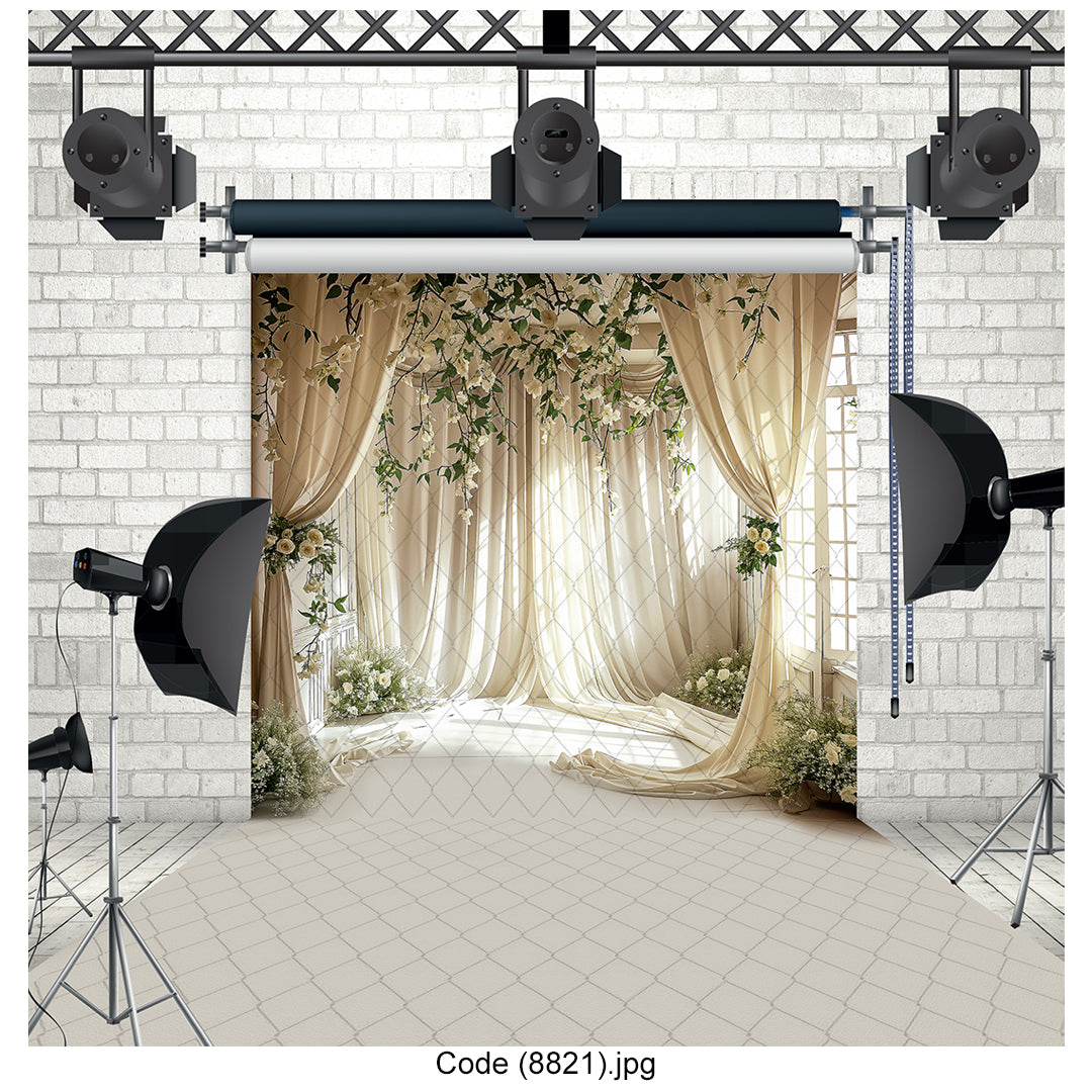 Luxurious Drapes & Greenery 8821